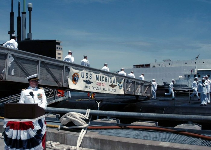 Tàu ngầm USS Michigan (SSBN-727/SSGN-727) của Hải quân Mỹ.